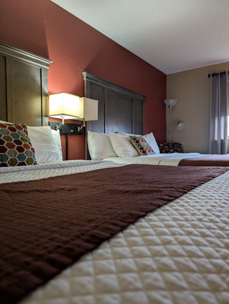 Double Queen room at the IM Hotel